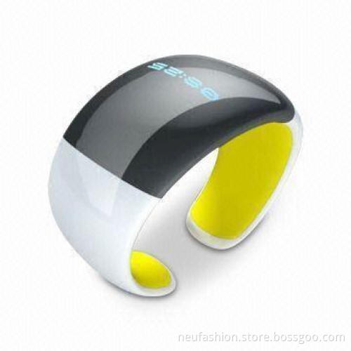 Bluetooth Bracelet with Caller ID BW13 and Two Buttons Operating System